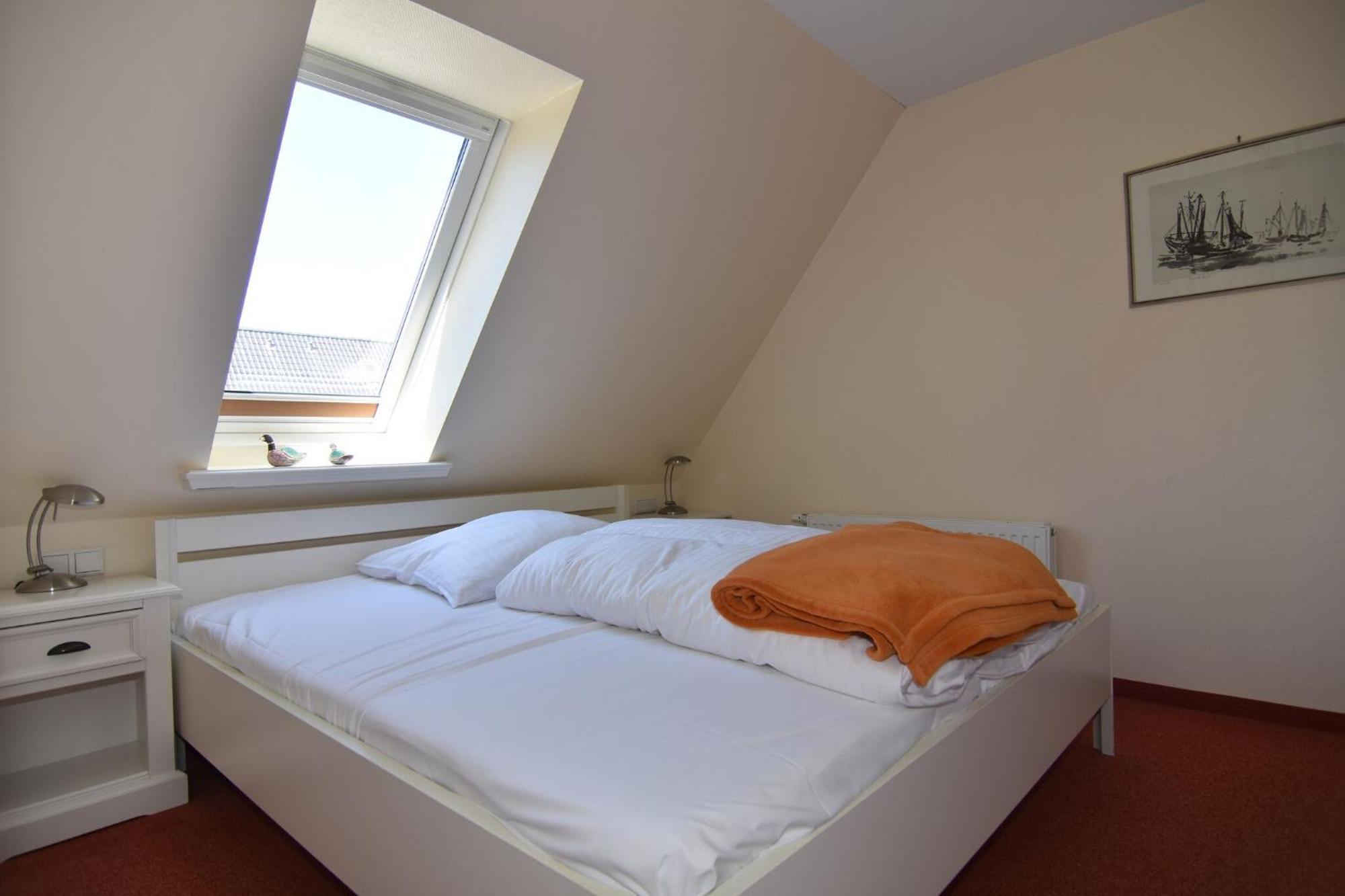 Deckerstrasse 1, Whg C *